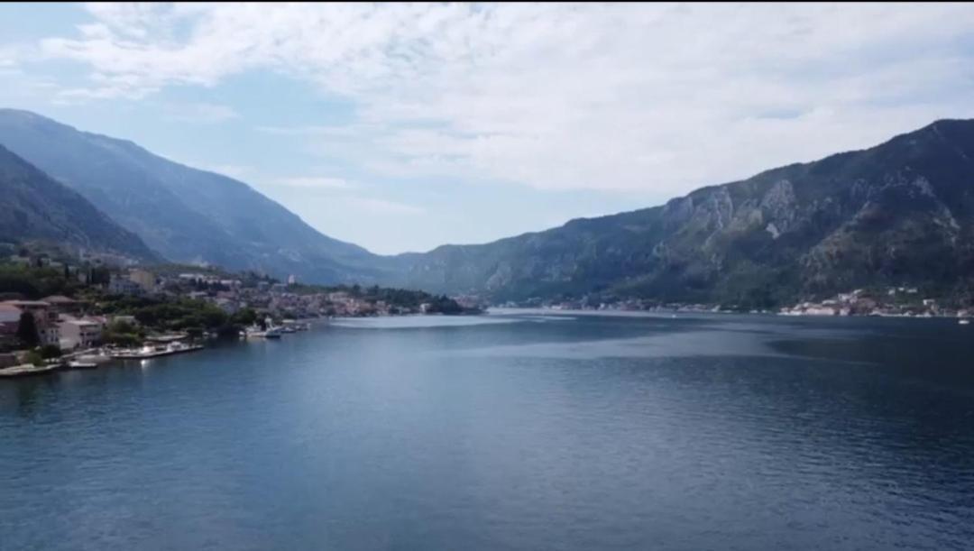 Lovely Apartment Jovan 3,With A View Of The Bay And Free Wi-Fi Kotor Ngoại thất bức ảnh